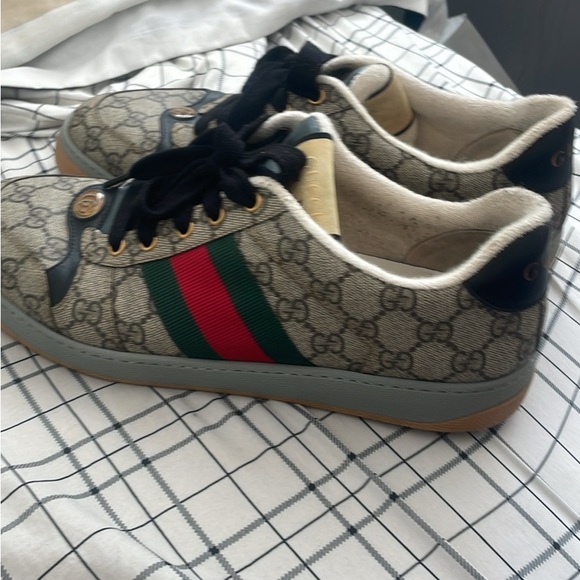 Gucci Shoes 🥵 - Picture 5 of 6